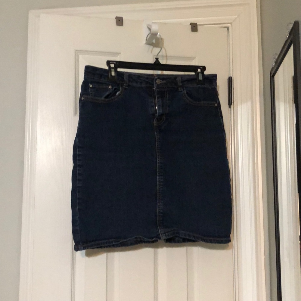Jaclyn Smith jean skirt size 10